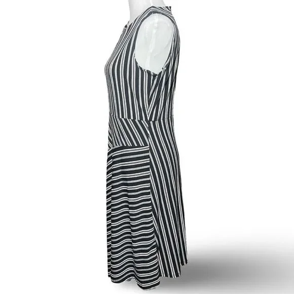 BANANA REPUBLIC Black & White Striped Dress, Asymmetrical Hem, Size SP - Picture 5 of 7